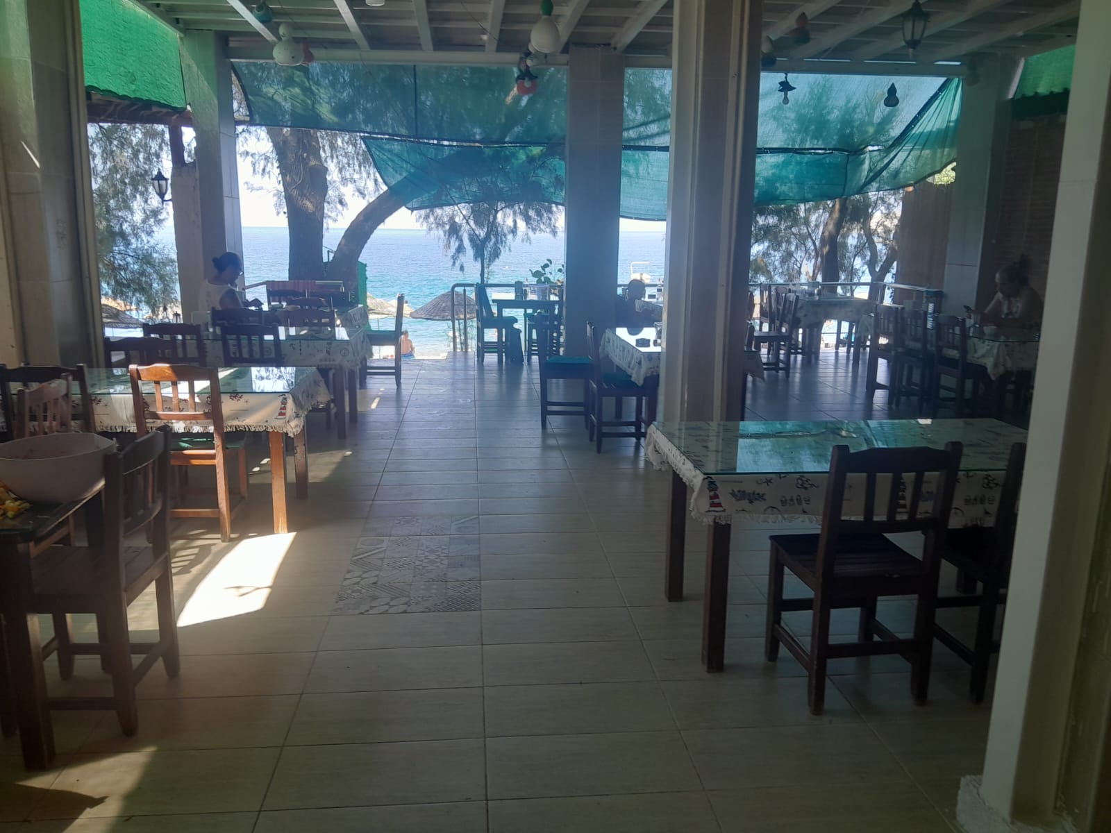 Golden Beach restoran